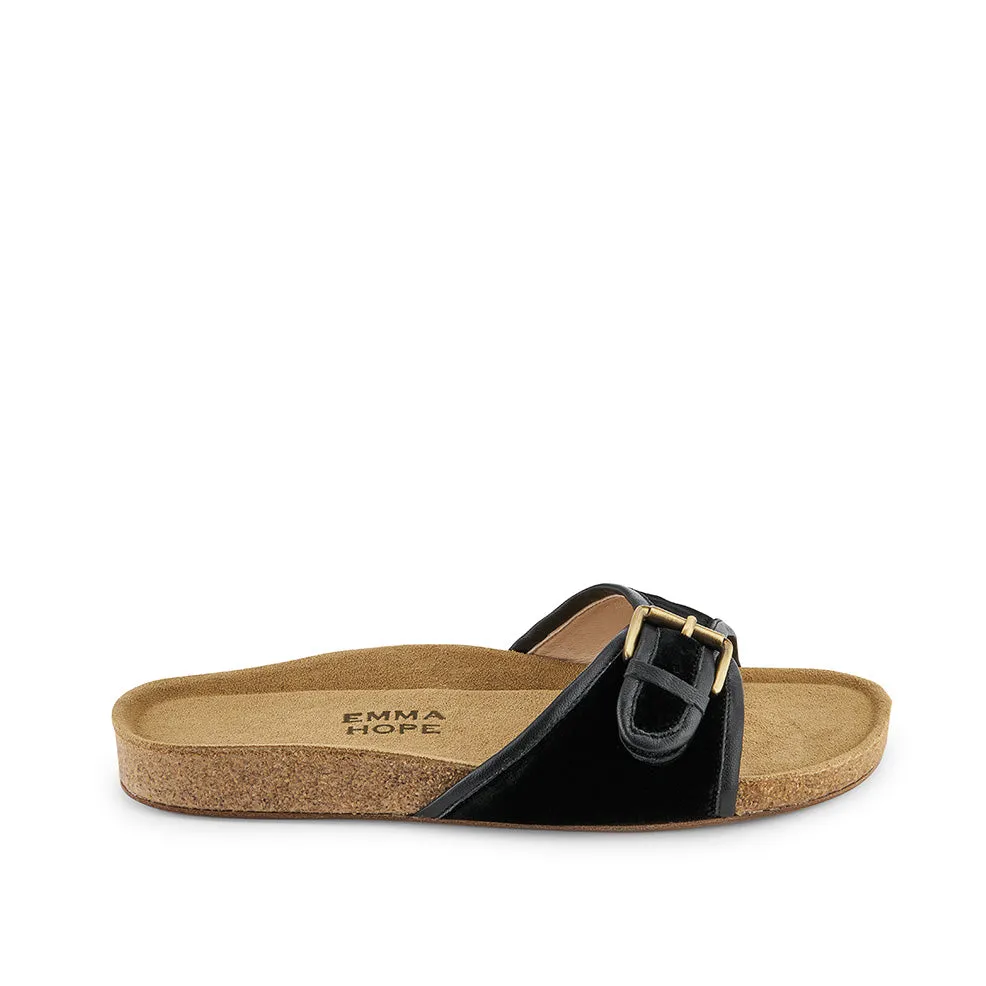 1 Strap E-Stock-Black-Velvet