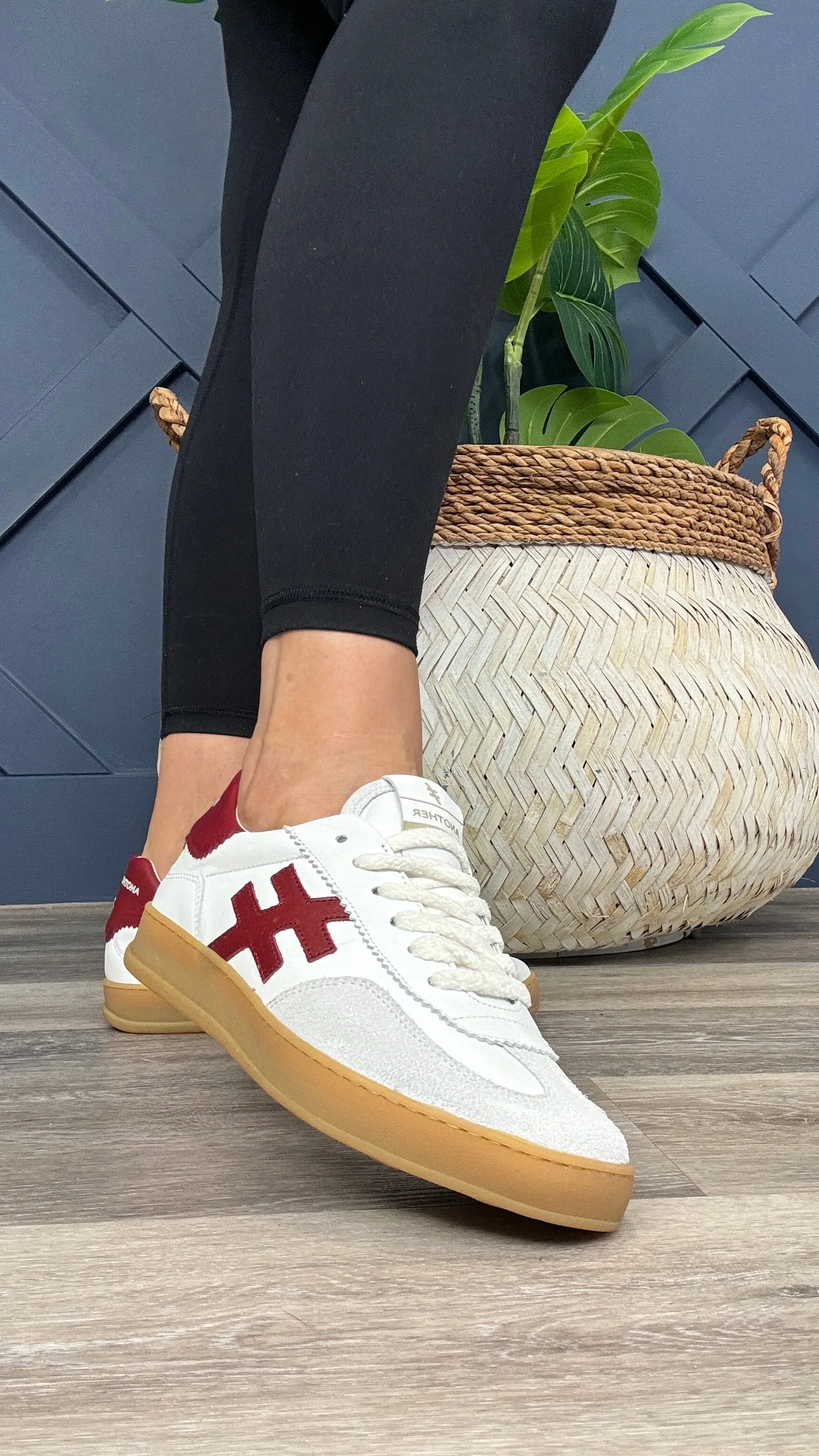 Another Trend  Rosanna Trainer