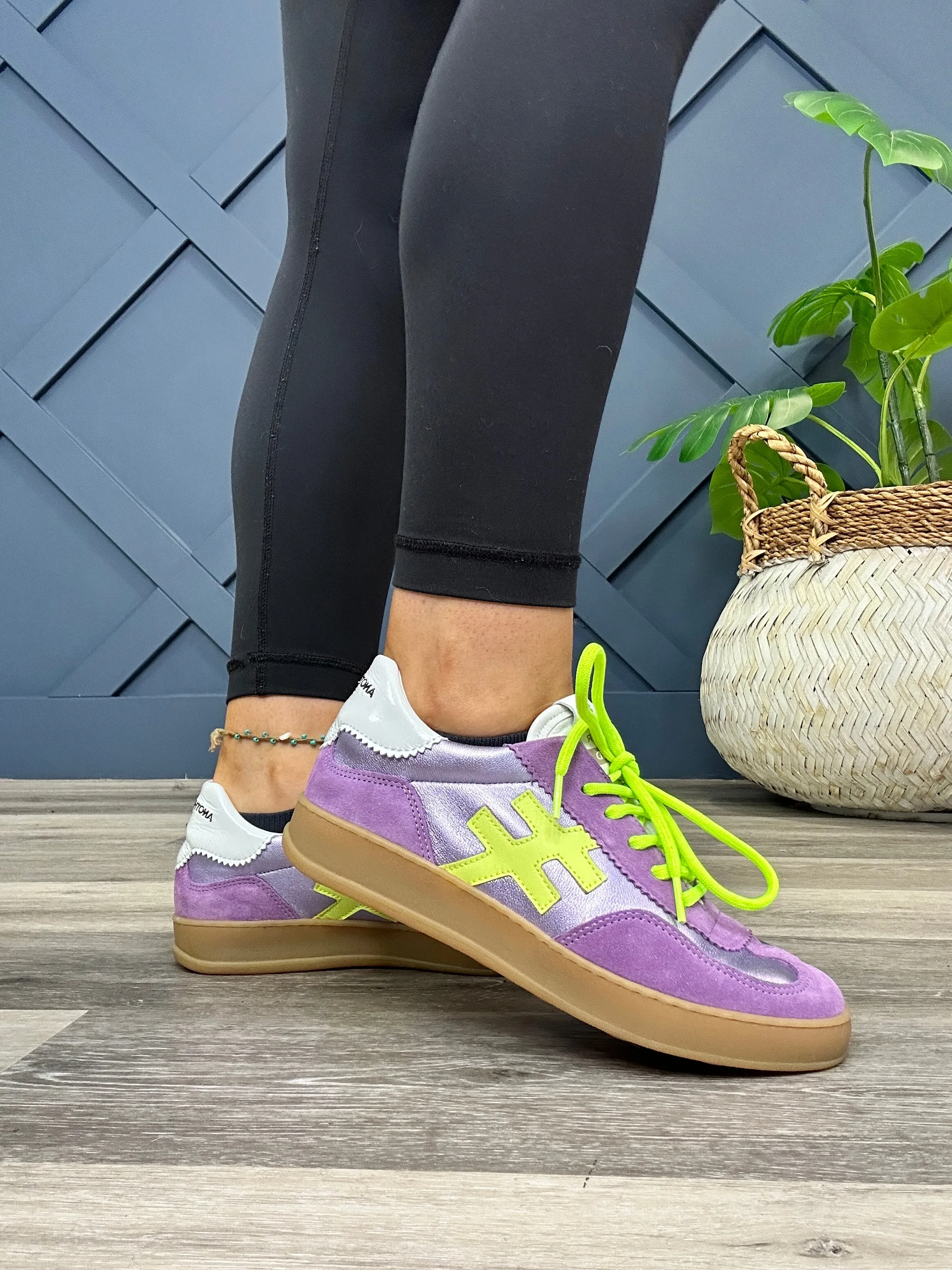 Another Trend  Rosanna Trainer