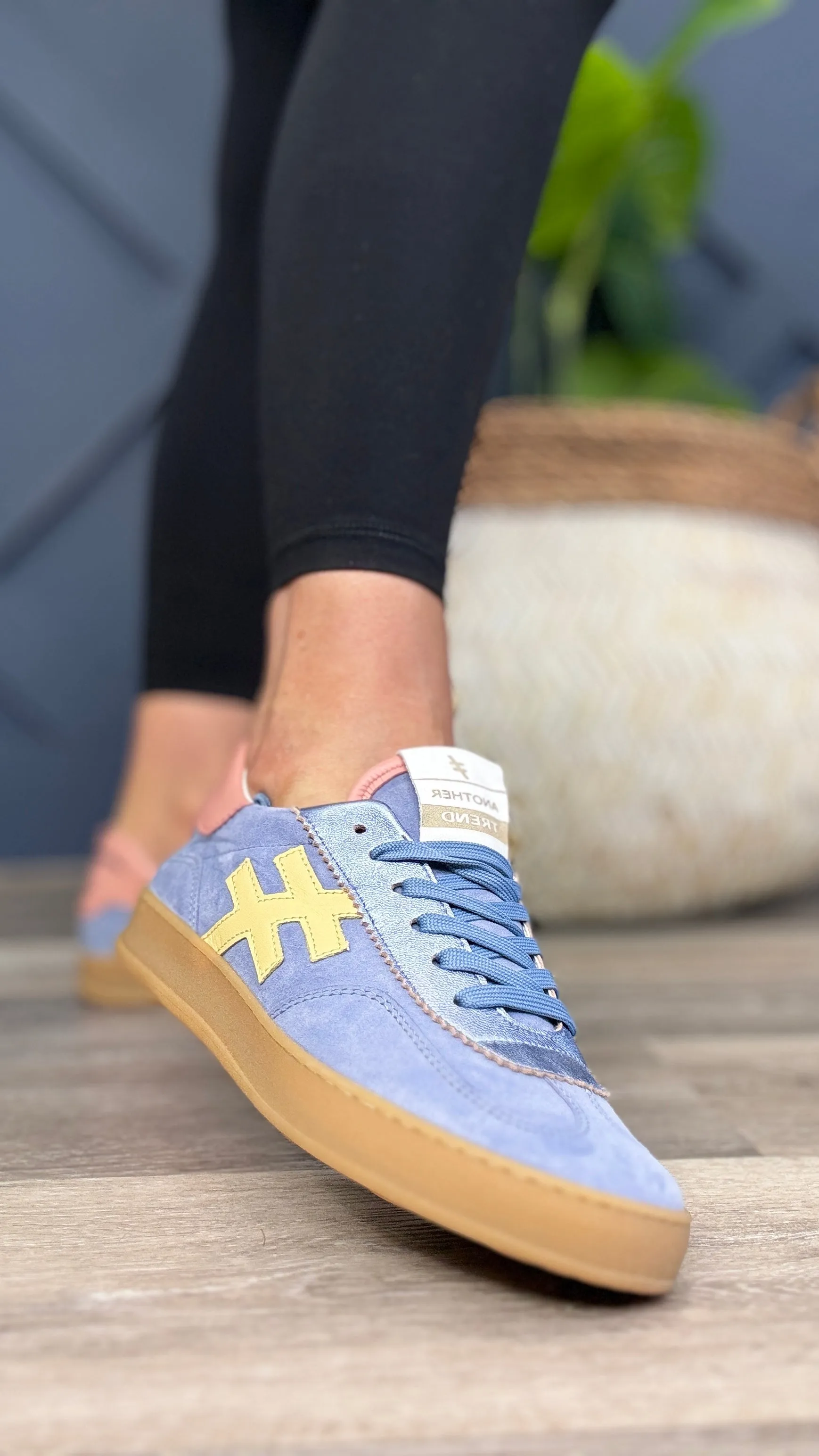 Another Trend  Rosanna Trainer