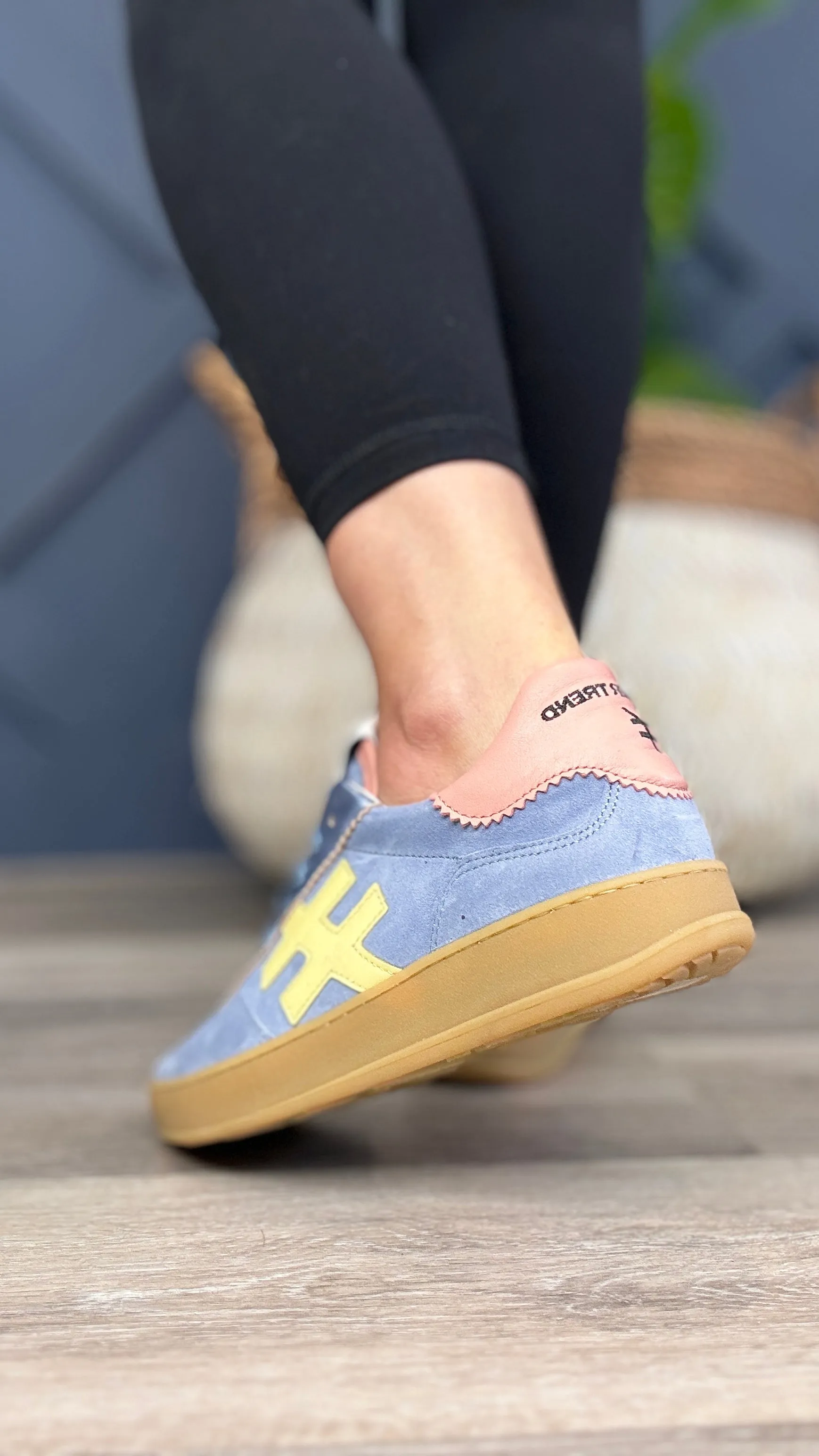 Another Trend  Rosanna Trainer