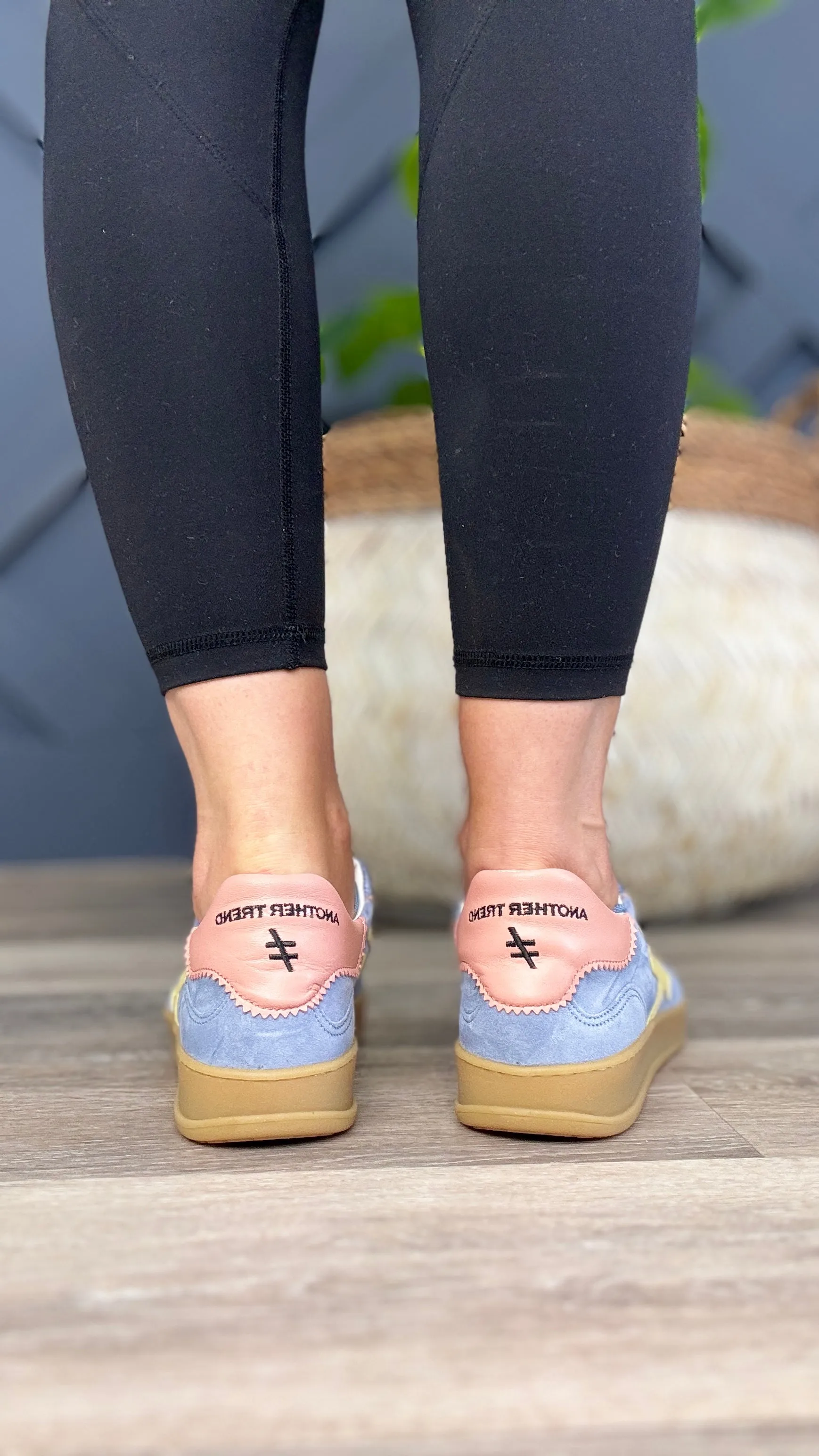 Another Trend  Rosanna Trainer