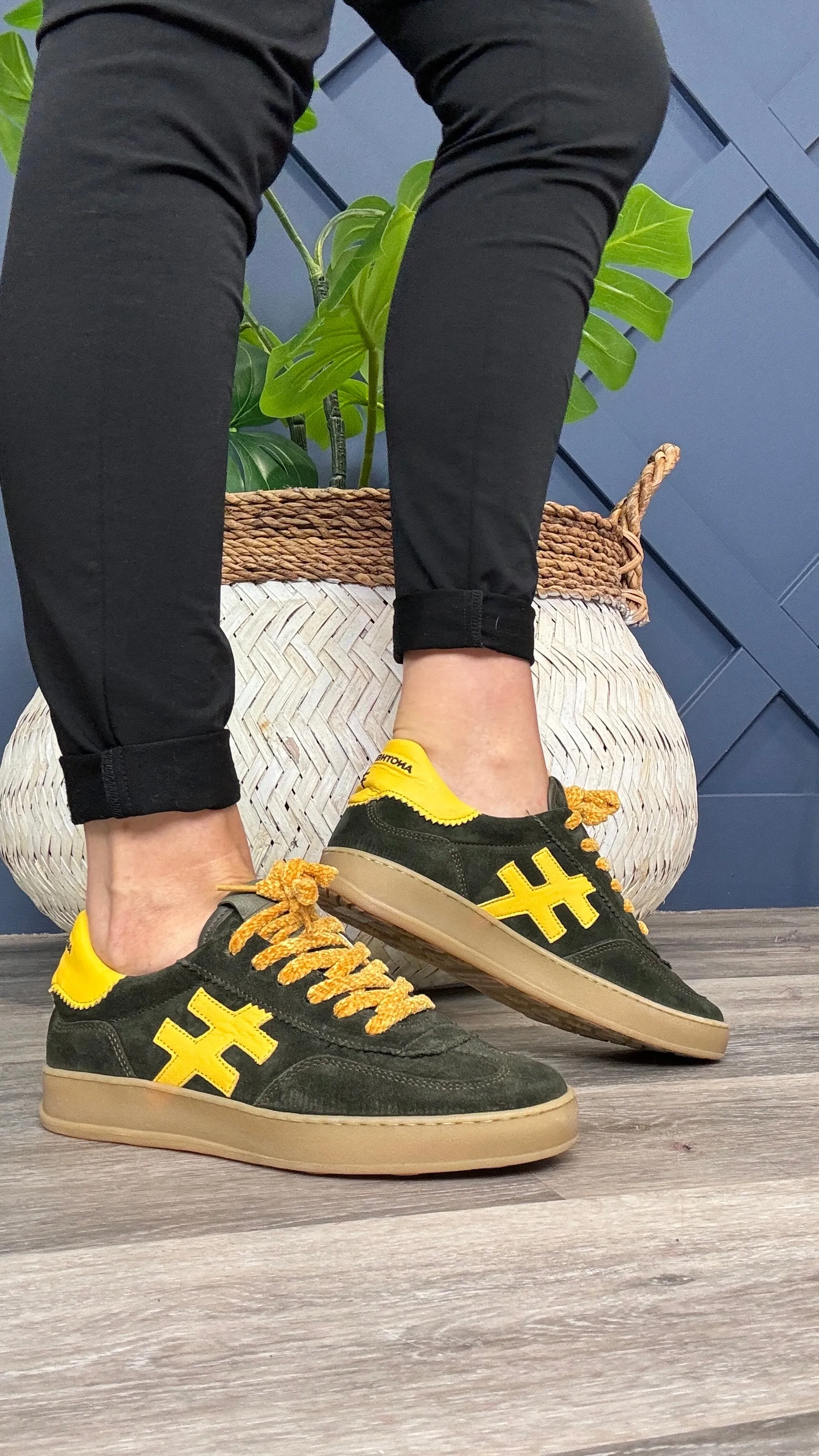 Another Trend  Rosanna Trainer