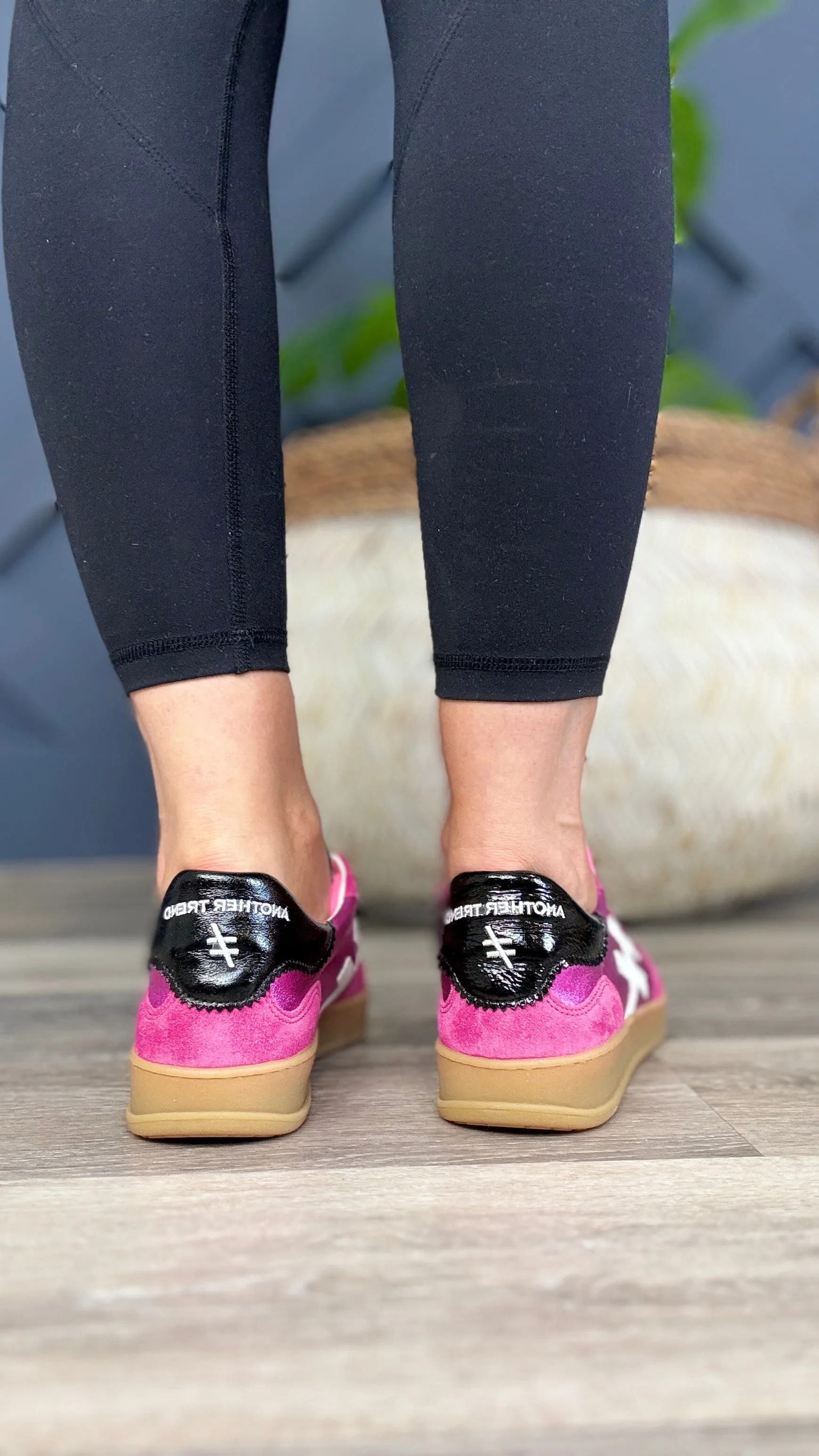 Another Trend  Rosanna Trainer