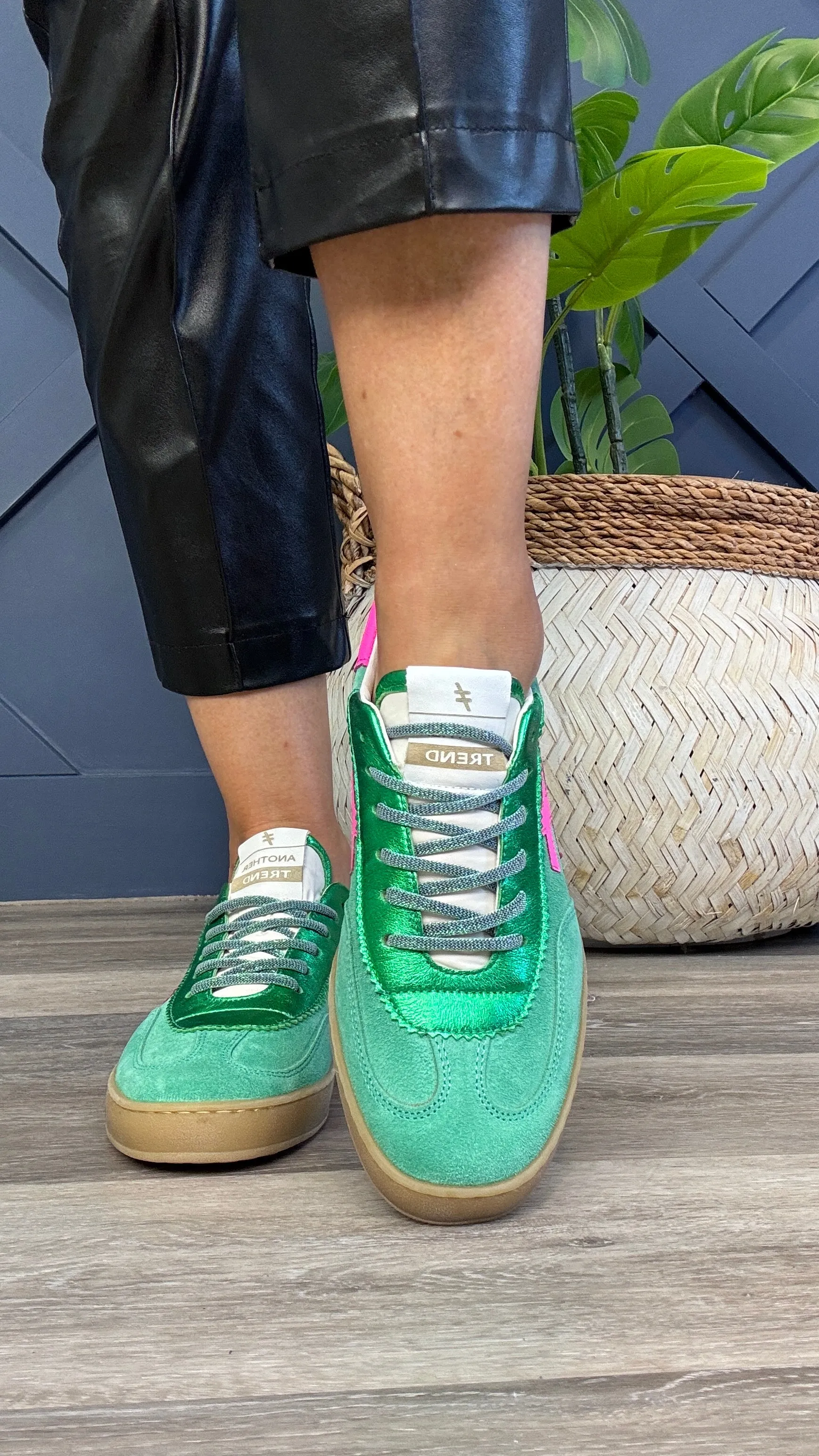 Another Trend  Rosanna Trainer