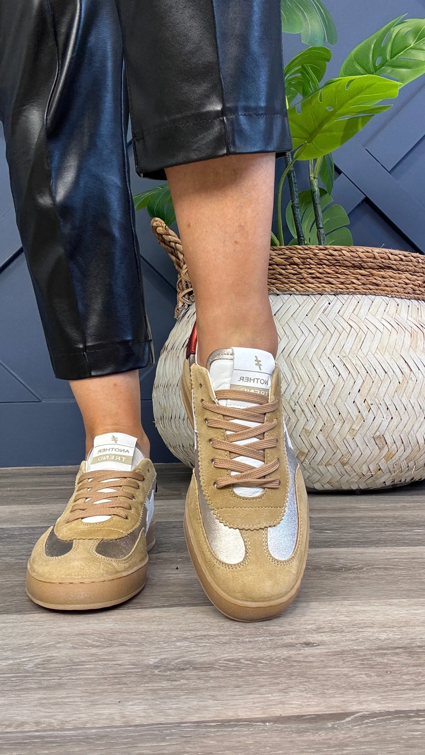 Another Trend  Rosanna Trainer