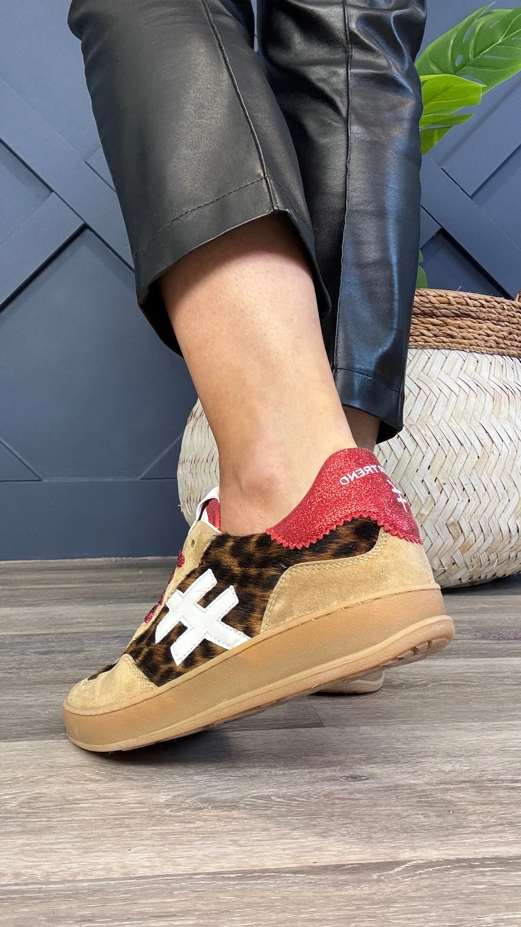 Another Trend  Rosanna Trainer