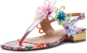 Betsey Johnson Women's Jaydda Flat Sandal
