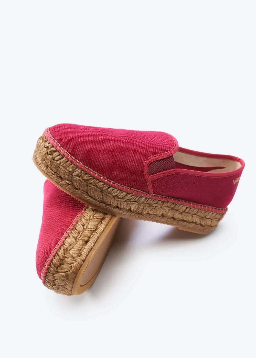 Castell Canvas Espadrille, Comfort and Style for Every Occasion, Size 6-11