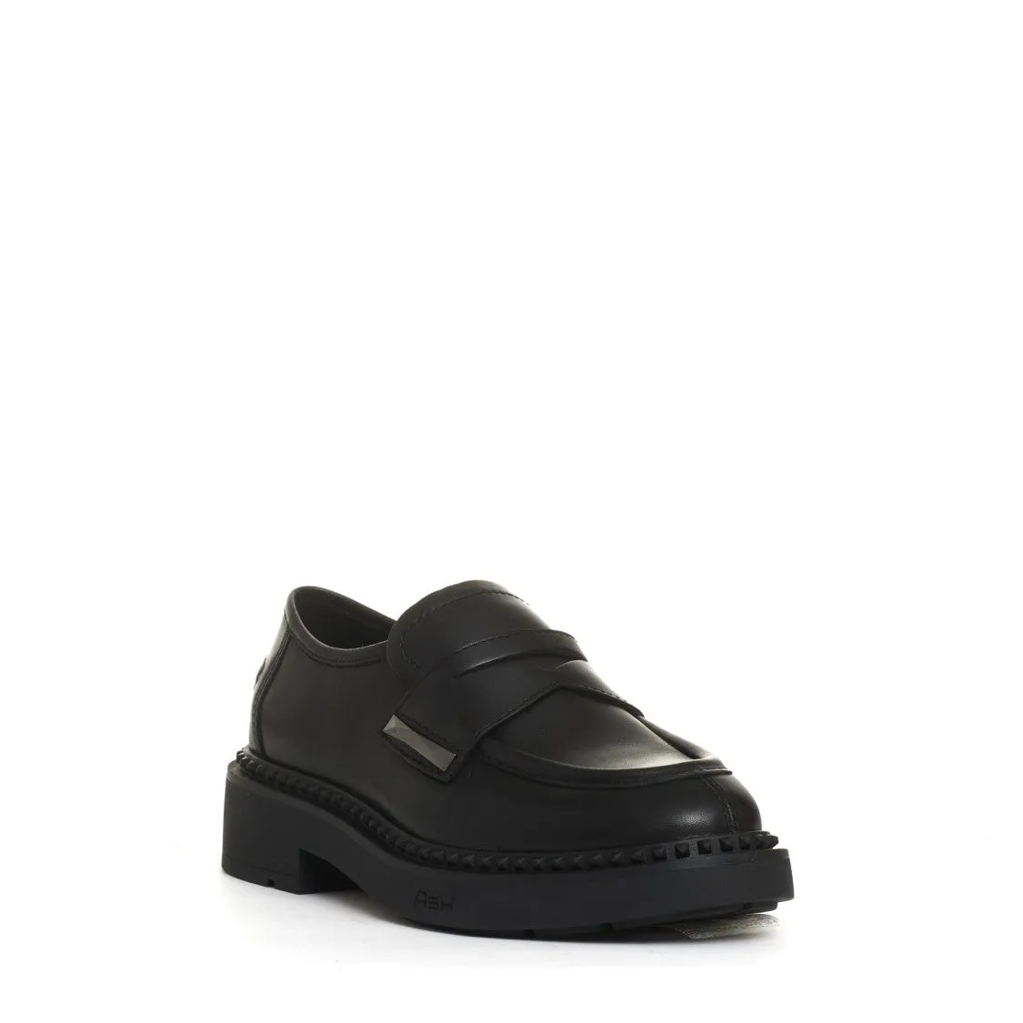 Chic Black Leather Moccasin With Studs And Platform