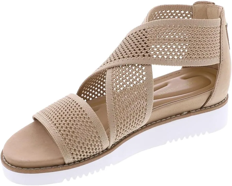Easy Spirit Women's Wander Flat Sandal