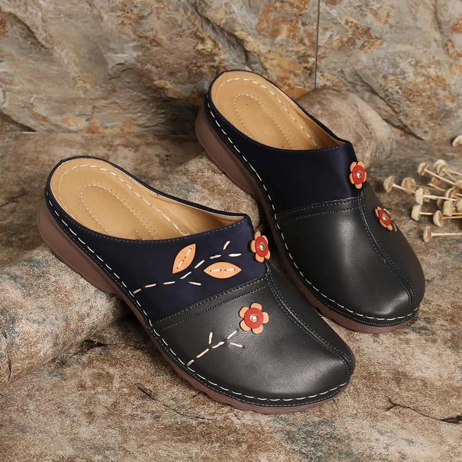 Flowers Clogs Shoes for Women Summer Leather Comfortable Slippers Casual Slip on Wide Fit Mules Lightweight Closed Toe Open Back Loafers with Arch Support