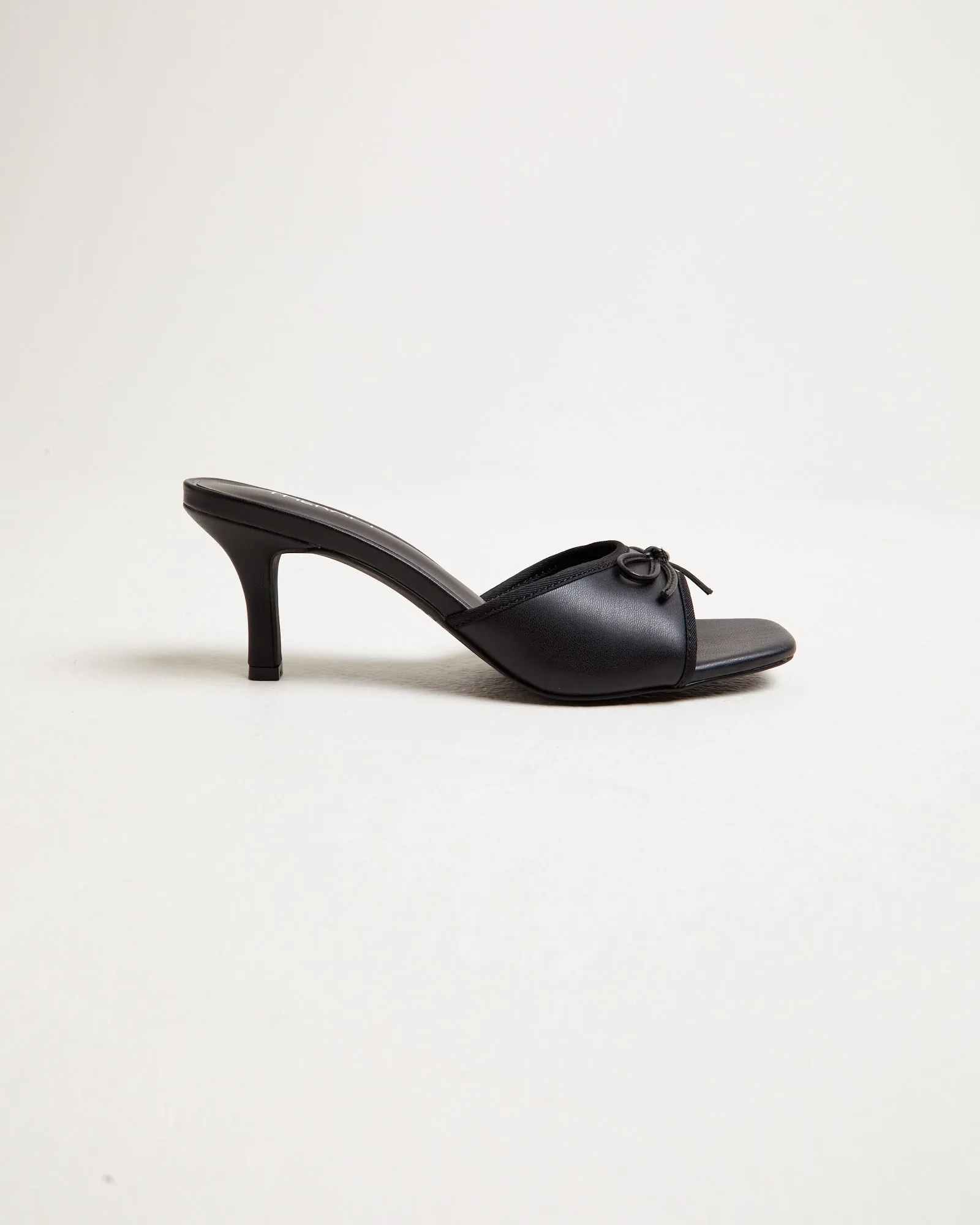 Jenner Kitten Heels in Smooth Black