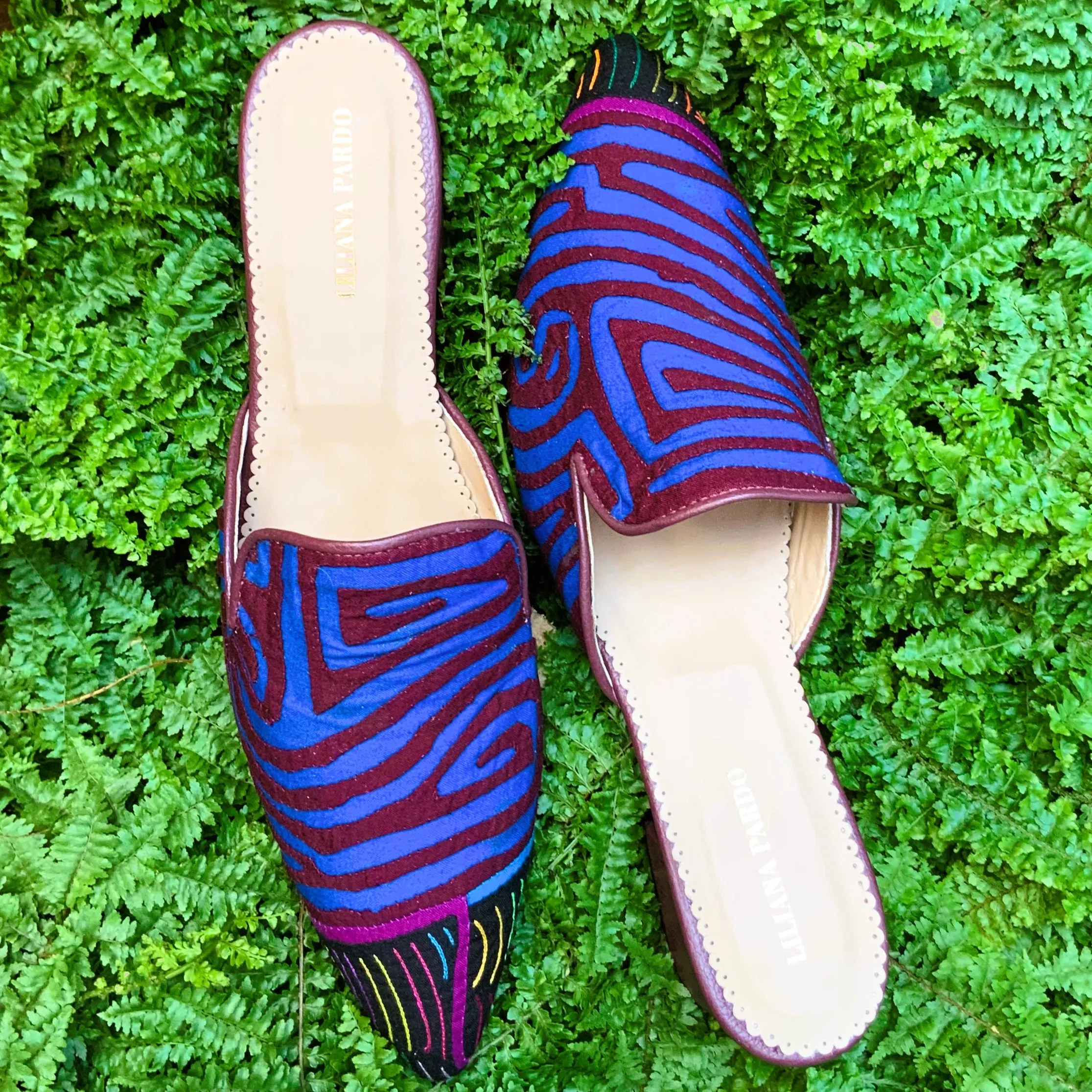 Mola Mule Wine | Blue