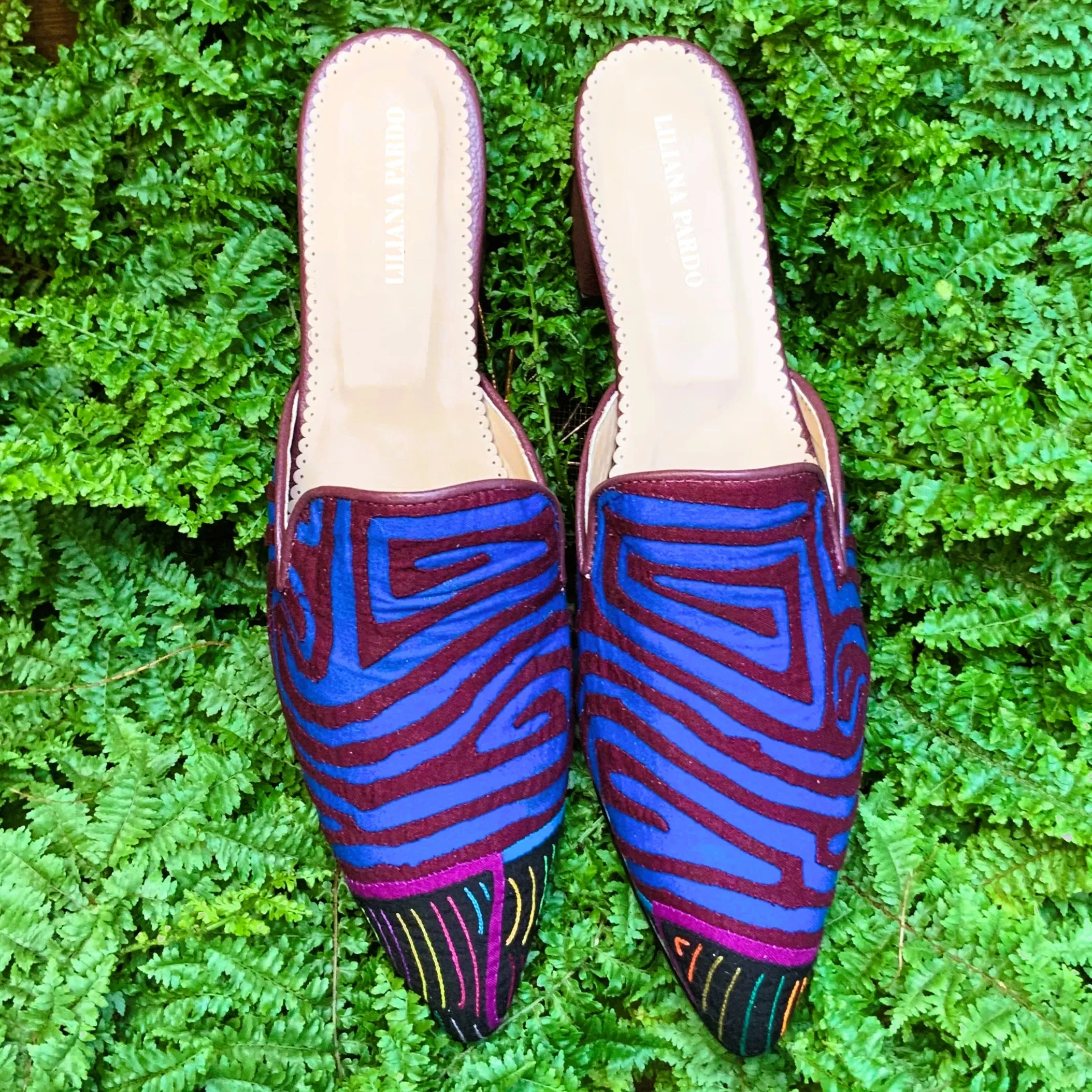 Mola Mule Wine | Blue
