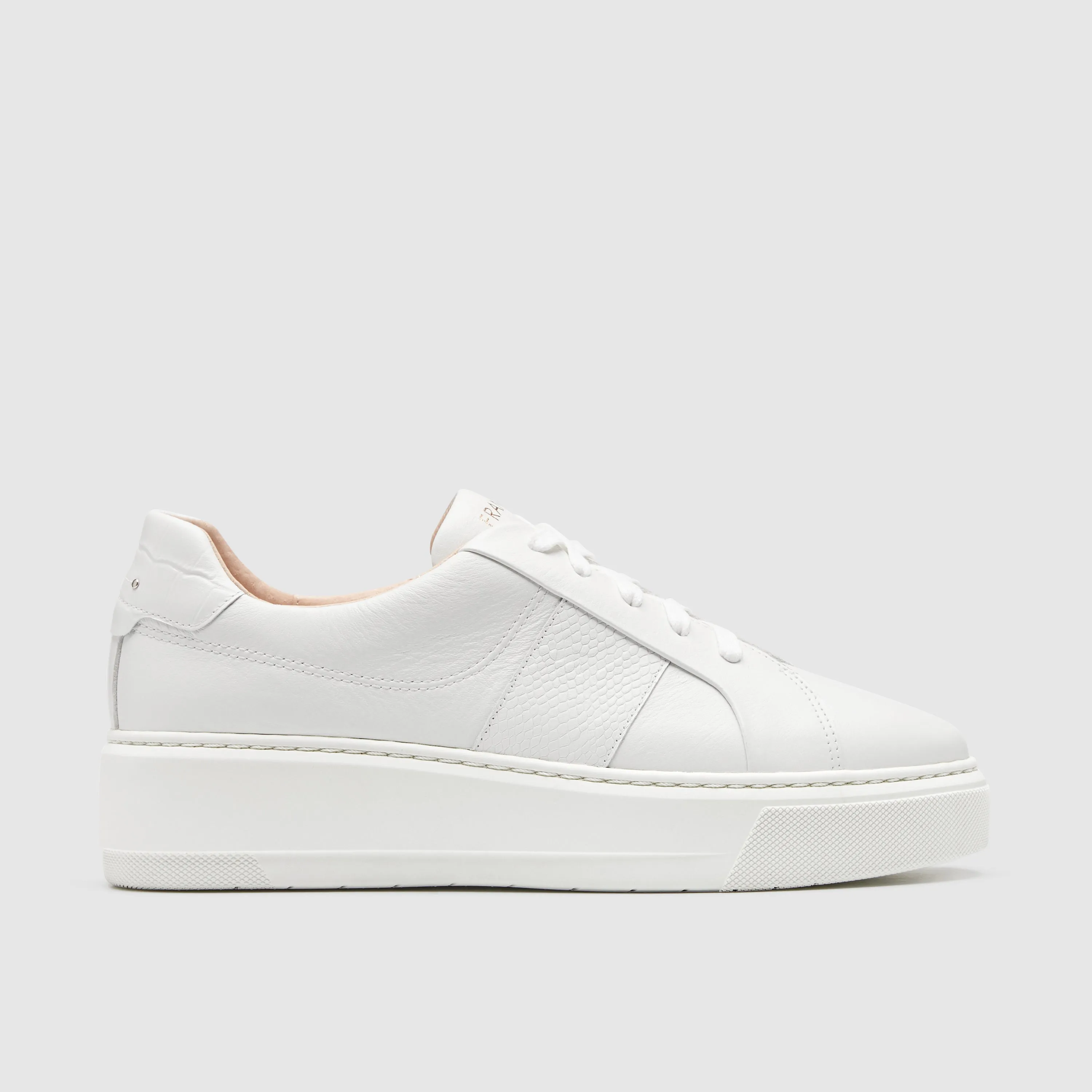 RILEY || WHITE || FRANKiE4