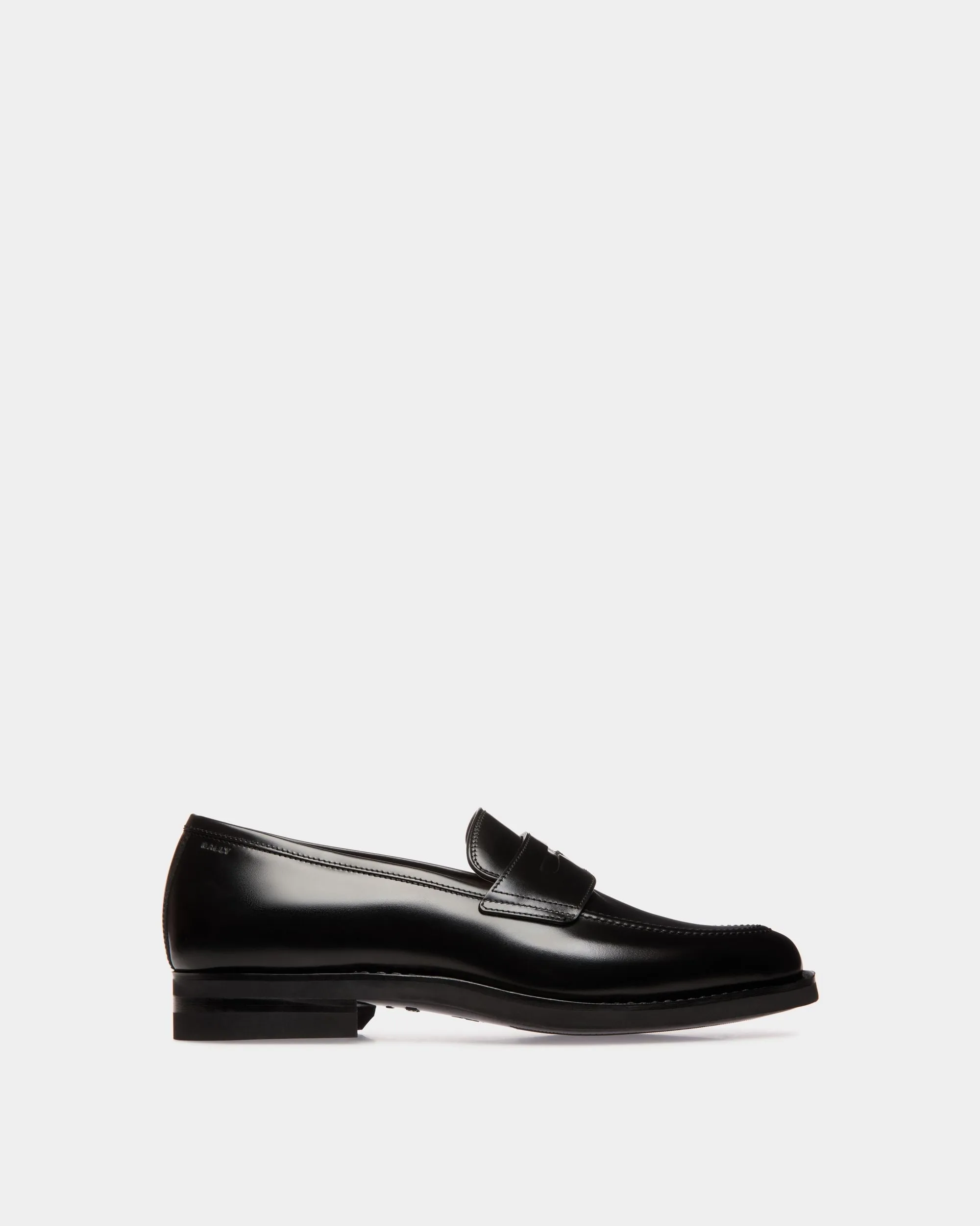 Schoenen Loafer In Black Leather