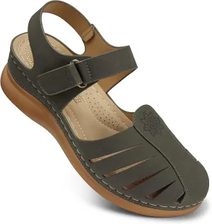 SHIBEVER Women Comfortable Flat Sandals: Dressy Summer Sandal - Closed Toe Fisherman Sandals